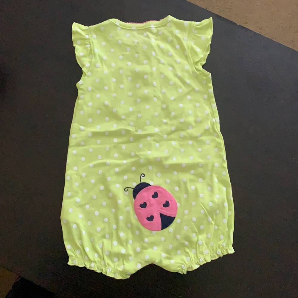 Carter’s romper - Picture 2 of 2